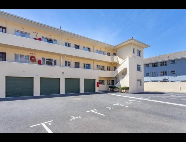 3 BEDROOM APARTMENT FOR SALE IN PLUMSTEAD